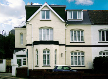 Coombe Lodge Holiday Flats